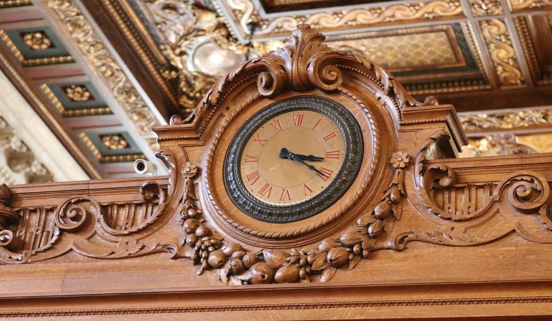 Why Every Home Needs Statement Clocks and Timepieces: Expert Answers for Stylish DIY Decor Lovers