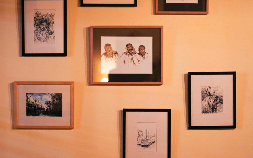 How to Curate a Gallery Wall Like a Pro (Even If You’re Not Artistic)